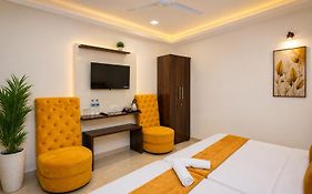 Paradise Stays 200 Meters From Golden Temple